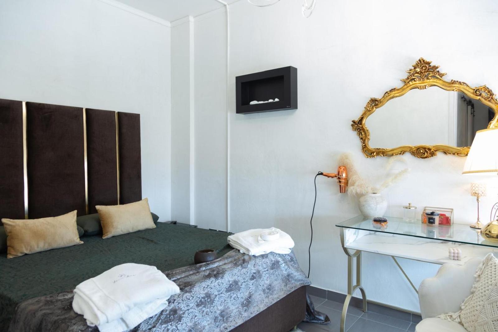 Femme Noir Luxury Spa Experience San Nicola La Strada Bagian luar foto